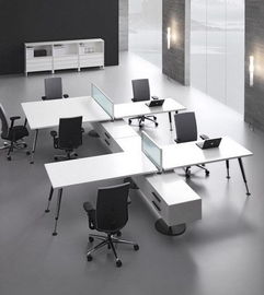 辦公家具已經融入了我們之間的生